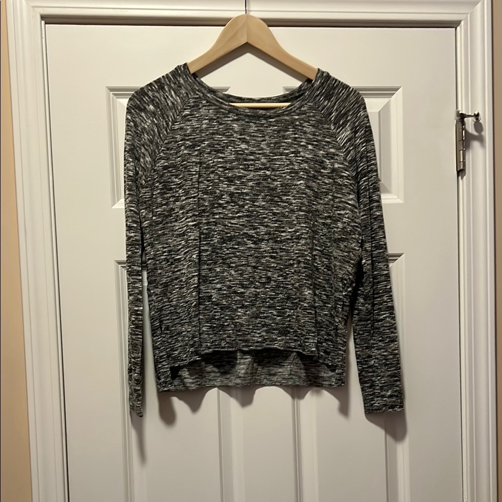 American Eagle Gray Long Sleeve Women's Top